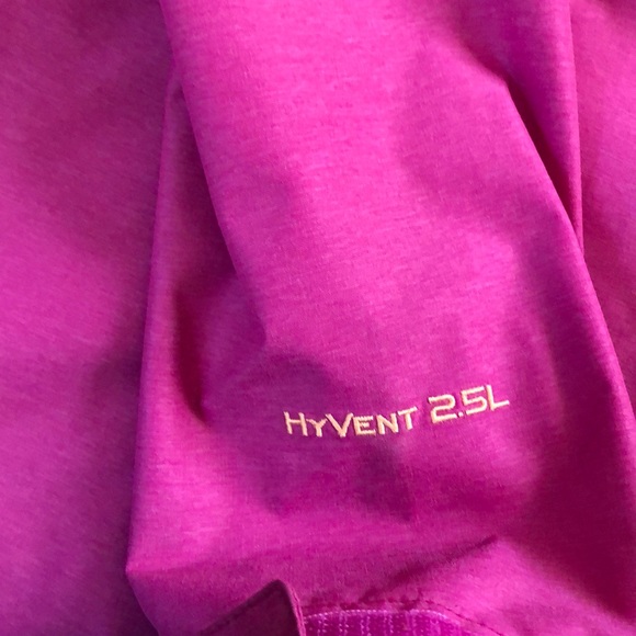 North Face Women’s Venture Jacket - Picture 7 of 9